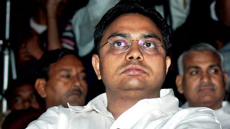 मायावती के भाई पर आईटी का शिकंजा