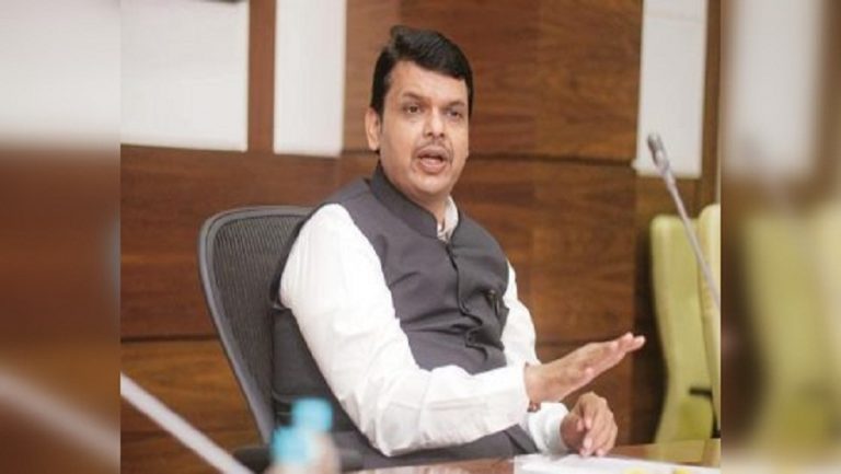 कर्मठ एवं लोकप्रिय मुख्यमंत्री  देवेन्द्र फडणवीस