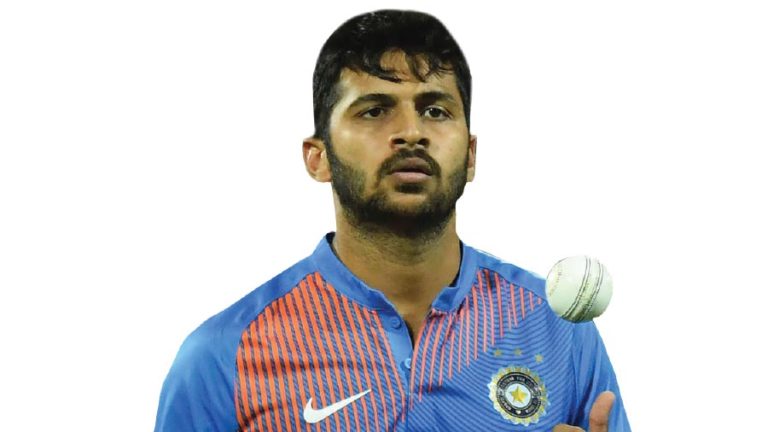 शार्दुल अश्विन में कोई हो सकता है बाहर