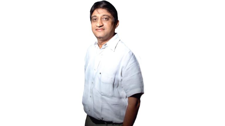 सुयोग्य एवं कर्मठ व्यक्तित्व डॉ मलय महादेविया