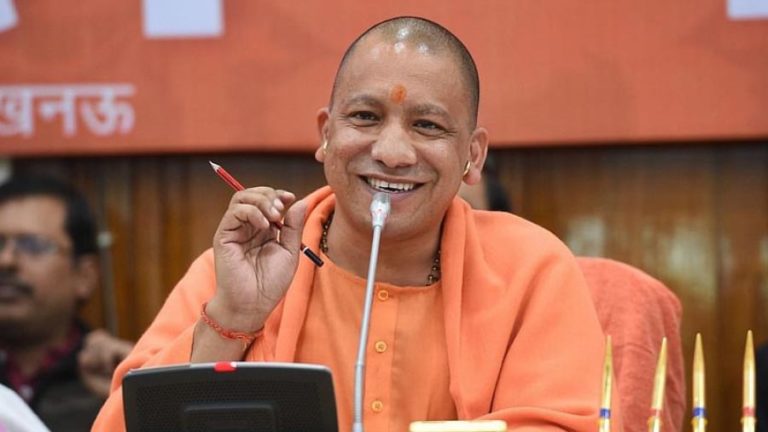 यूपीः अर्थव्यवस्था को १० खरब डॉलर तक ले जाने का लक्ष्य नई सरकार के हवाले
